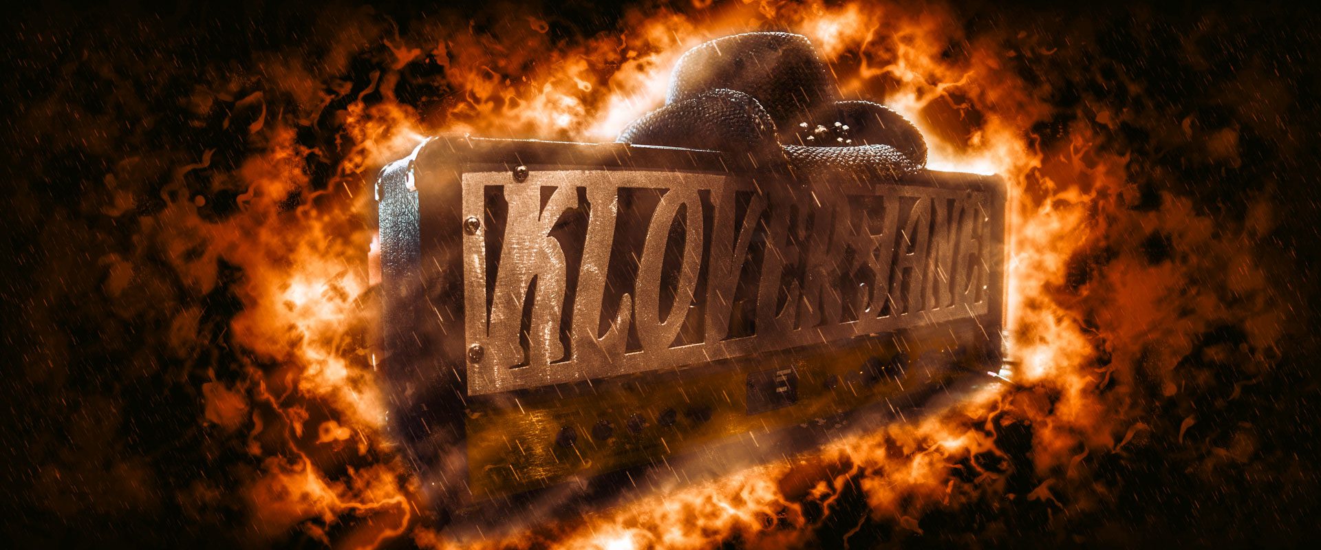 A fire background with the word klover on it.